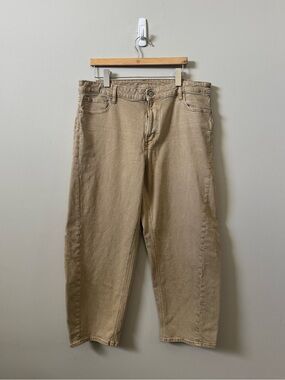 American Eagle Outfitters Tan High-Rise Straight Jeans